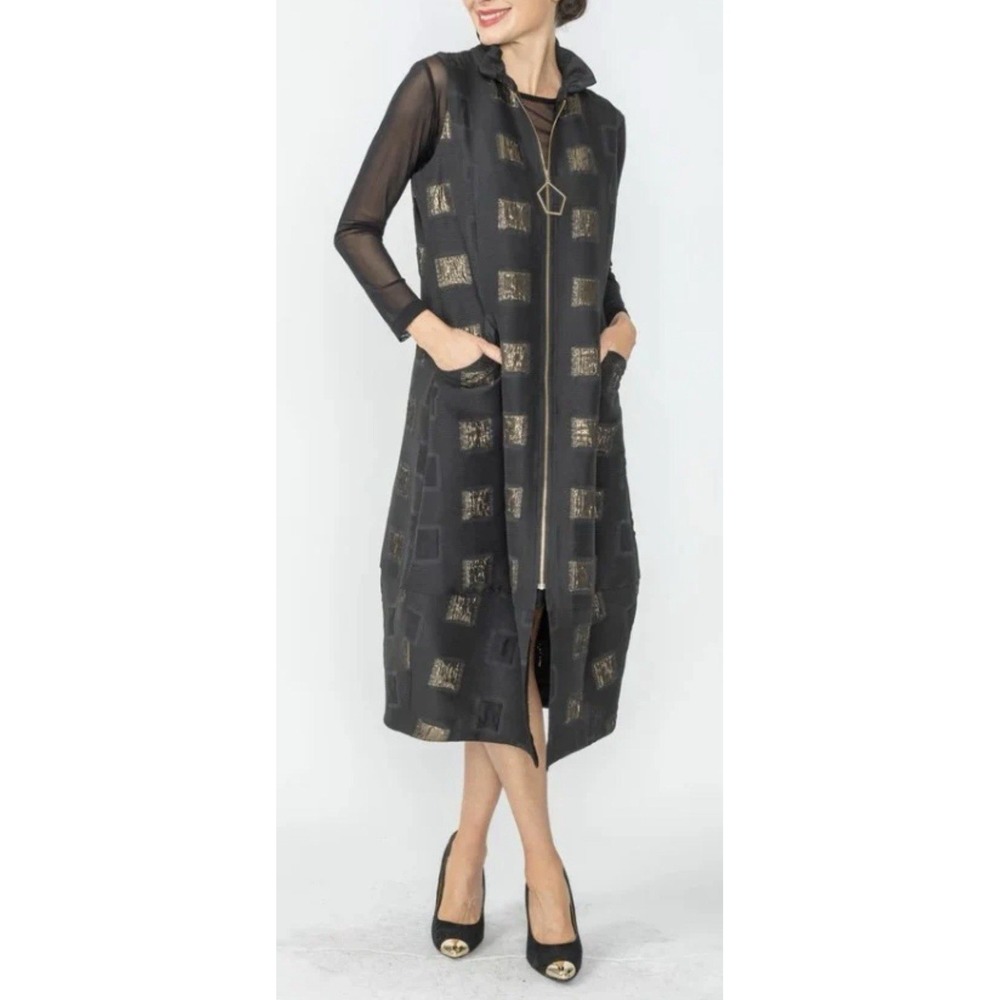IC Collection Dress XS Black Textured Geometric Textured Zip NWT